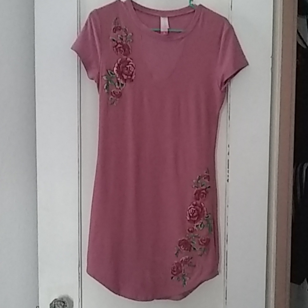 Bodycon Rose-detailed dress